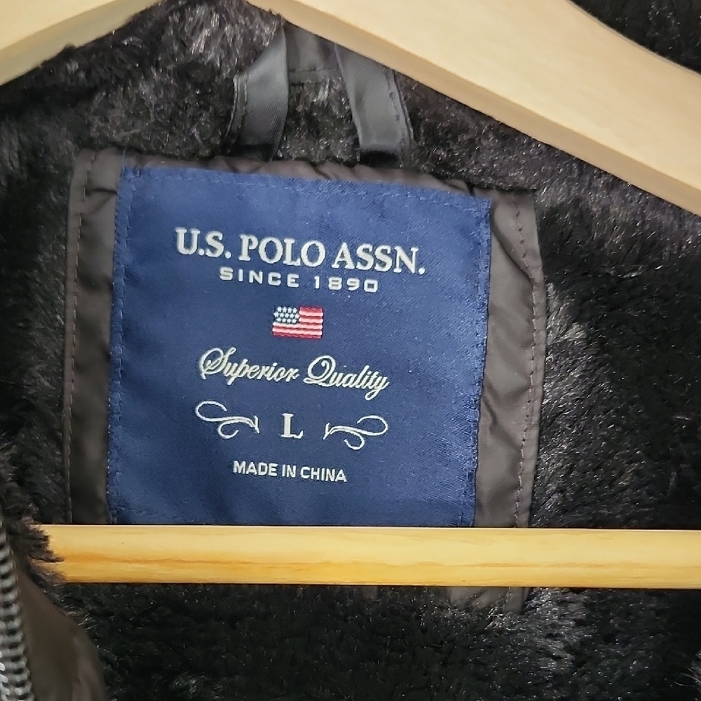 US Polo Assn Black Hooded Puffer Coat Faux Fur Lining Zippered Closure Women's L - Picture 2 of 9